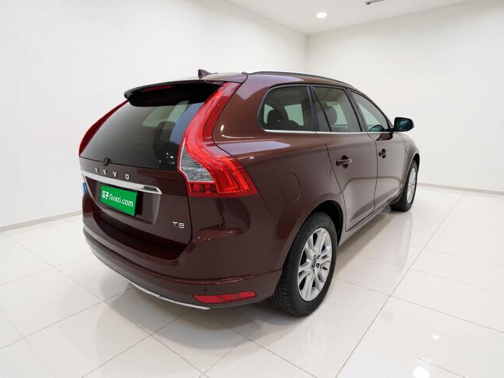 XC60 2015 T5 photo 6