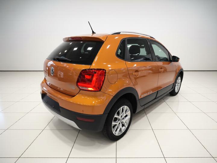 2016 1.6L Cross Polo AT photo 4
