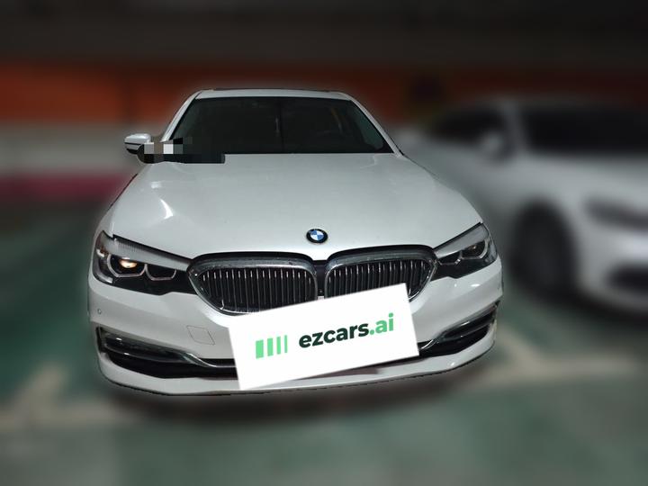 5 Series 2018 Facelift 530Li Leading Luxury photo 2