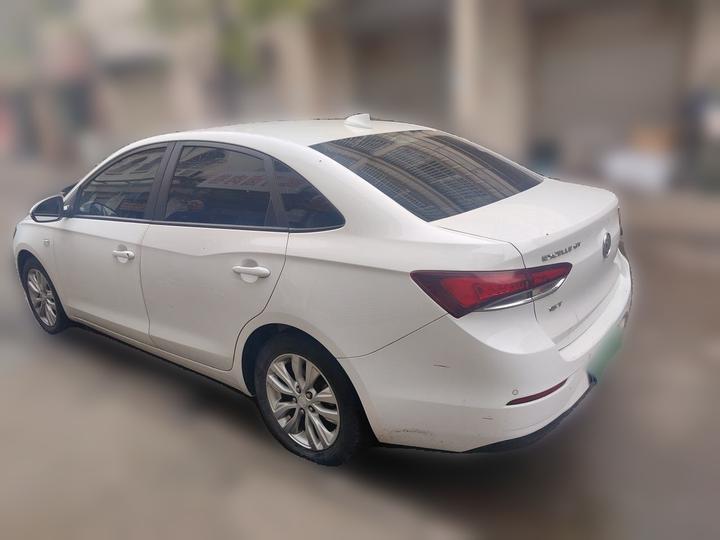 Excelle 2018 15T DCT Elite China V photo 4
