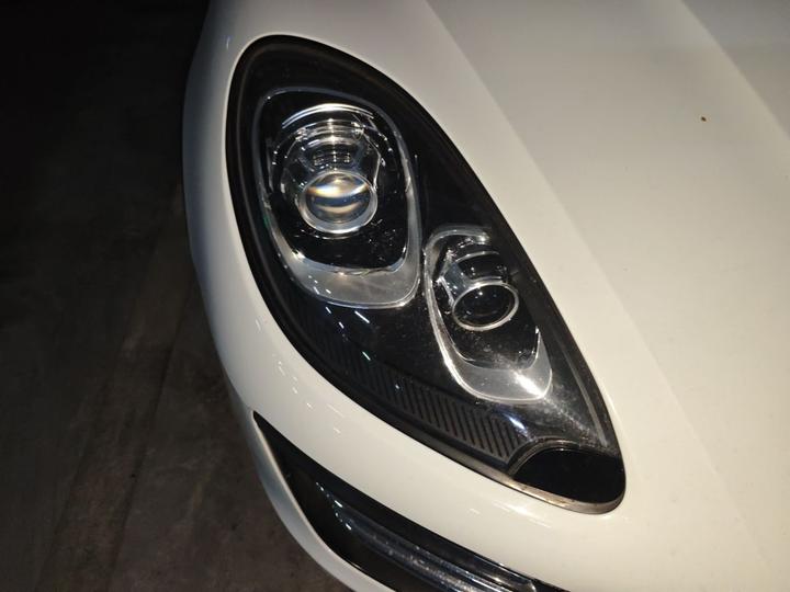 2014 Macan 2.0T photo 7