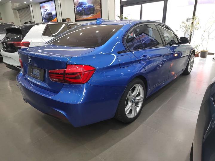 3 Series 2018 320Li Leading M Sport Package photo 4