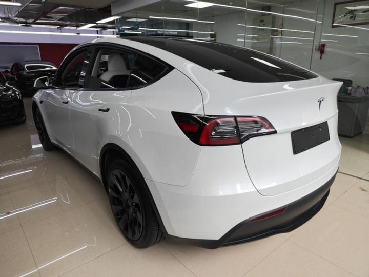 Model Y 2023 Long Range AWD photo 4