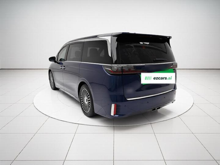 Voyah Dreamer 2025 PHEV AWD Flagship photo 4