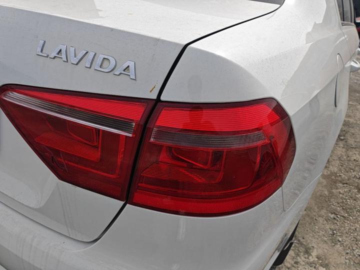 Lavida 2013 Facelift Classic 1.6L AT Comfort photo 7