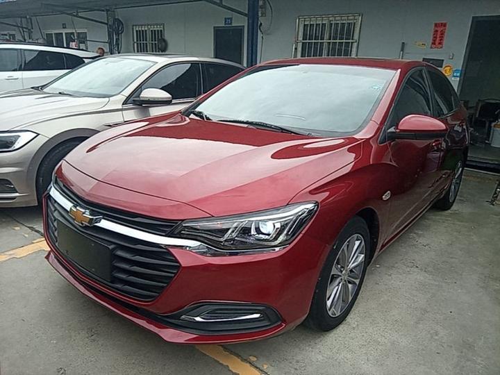 Cruze 2022 320 AT