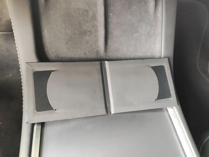Model Y 2024 RWD photo 8