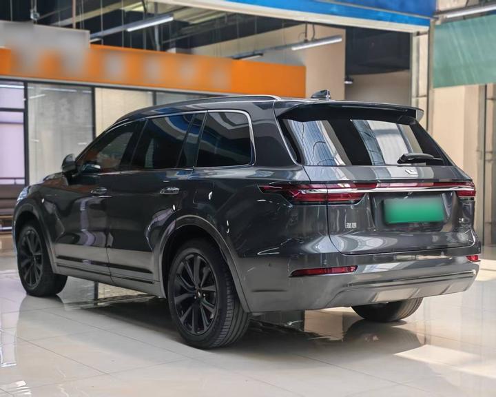 Li Auto ONE 2021 EREV 6-Seater photo 4