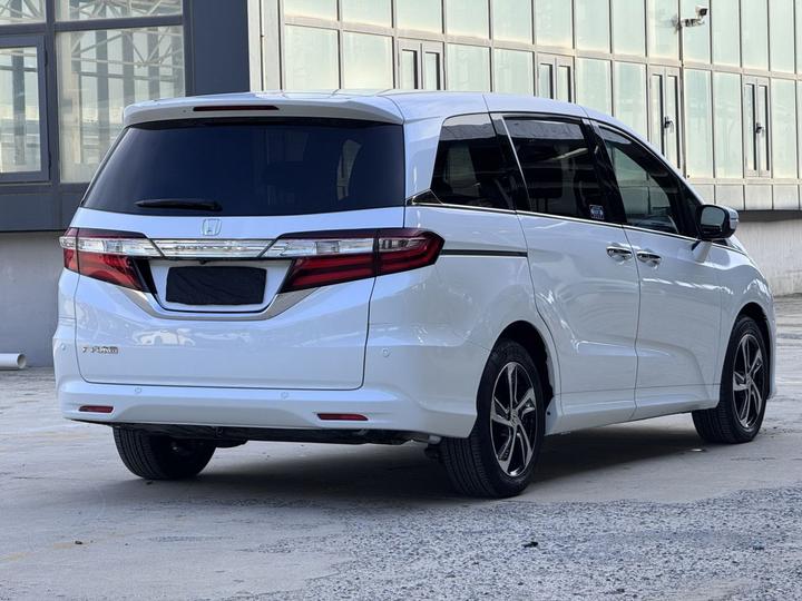 Odyssey 2015 Facelift 2.4L Smart photo 7