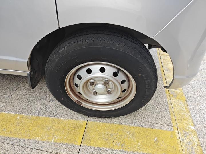 Wuling Rongguang S 2021 1.2L Base 5-SeaterLSI photo 8