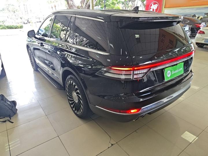 Aviator Imported 2020 3.0T V6 Exclusive photo 4