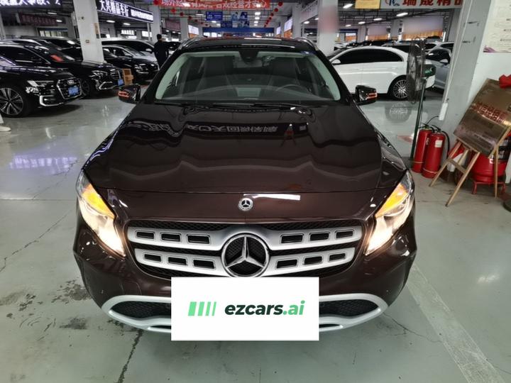 GLA 2017 GLA 200 Dynamic photo 2