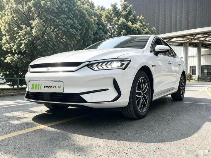 Qin PLUS 2023 Champion EV 510KM Leading