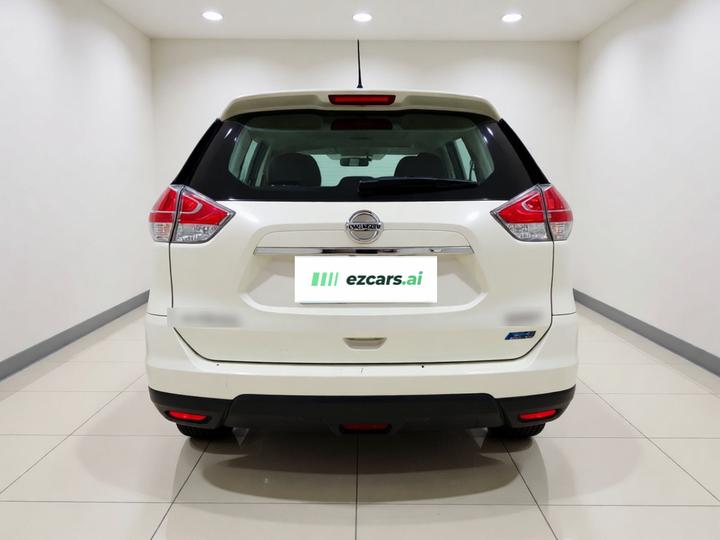 X-Trail 2014 2.0L CVT Comfort 2WD photo 5