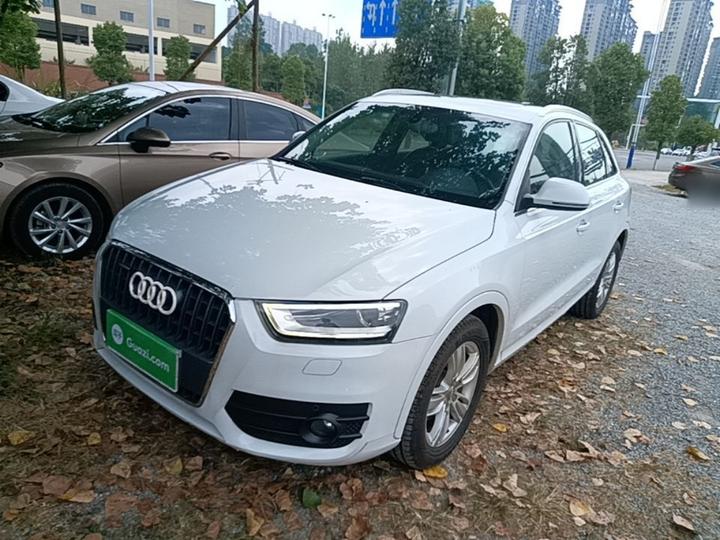 Q3 2015 35 TFSI quattro Tech