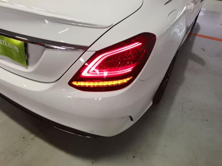 C-Class 2021 C 260 Starlight Edition photo 7