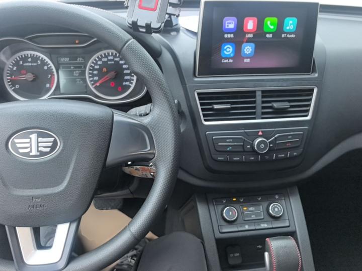 Bestune X40 2017 1.6L AT Luxury photo 5
