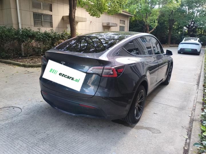 Model Y 2024 Long Range AWD photo 6