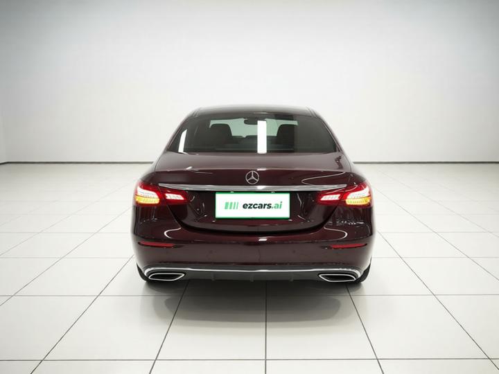 E-Class 2023 Facelift E 300 L Luxury photo 3