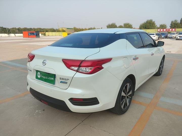 2021 1.6L CVT photo 4