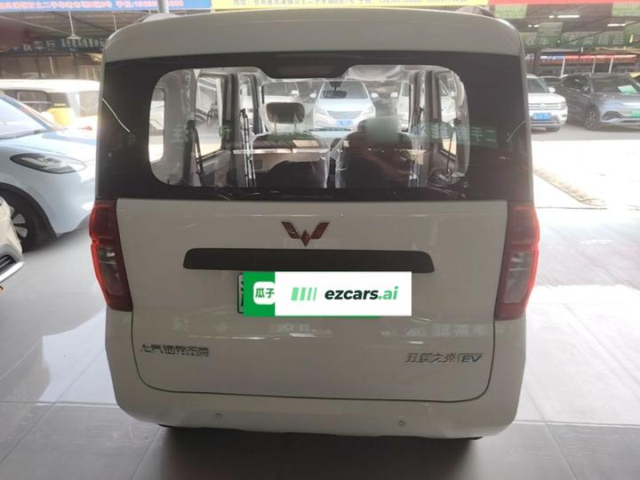Wuling Zhiguang EV 2025 305km Progressive photo 5