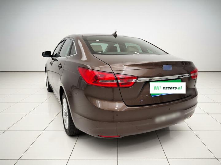 Escort 2017 Facelift 1.5L MT Comfort photo 4