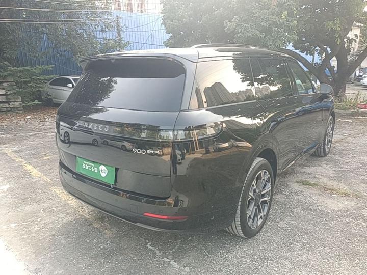 900 2025 1.5T Ultra 6-Seater photo 6