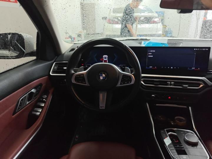 3 Series 2023 320Li M Sport Package photo 6