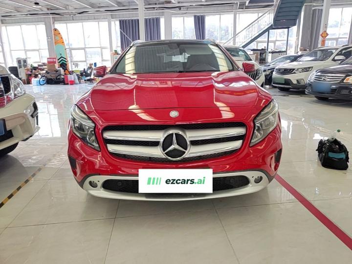 GLA 2015 GLA 200 Dynamic photo 2
