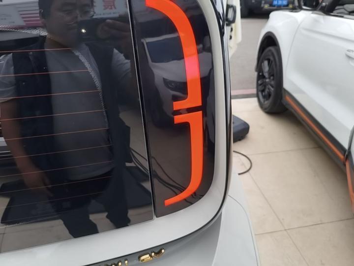 KiWi EV 2022 NCM photo 7