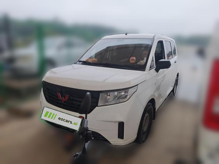 Wuling Hongguang PLUS 2019 1.5T MT Standard 5-Seater