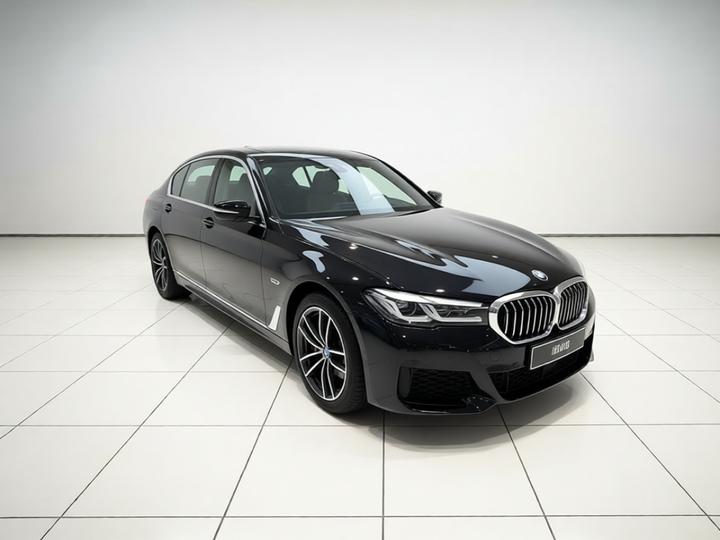 5 Series EV 2022 Facelift 535Le M Sport Package photo 3