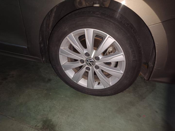 Sagitar 2015 230TSI AT Comfort photo 8