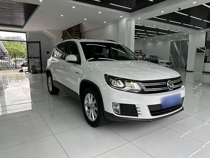 Tiguan 2016 300TSI AT AWD photo 3