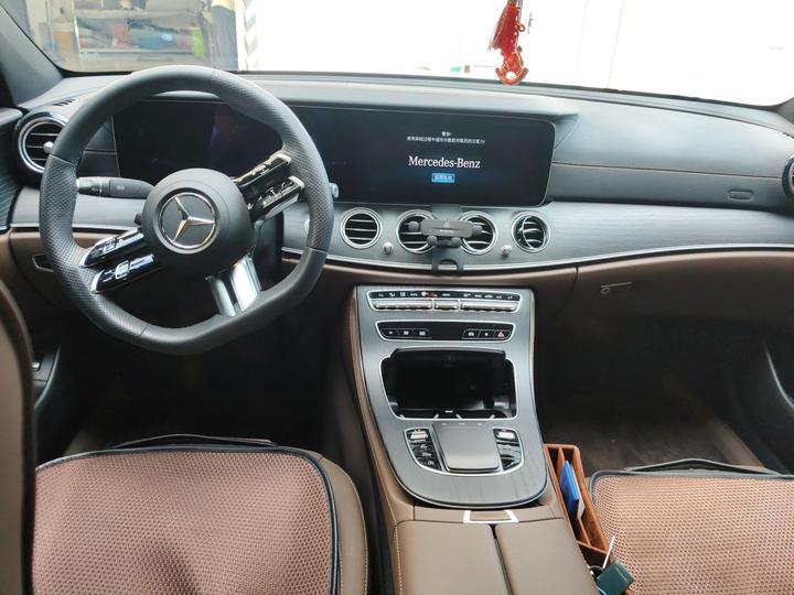 E-Class 2023 E 300 L Sport Fashion photo 5