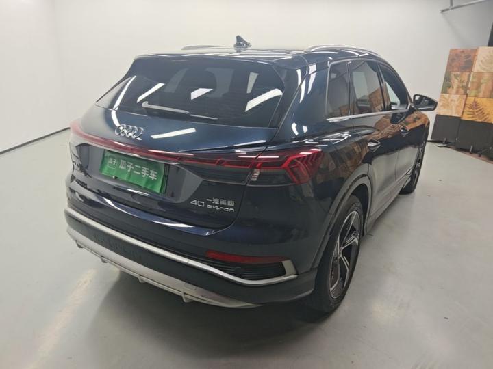 Q4 e-tron 2024 40 e-tron photo 4