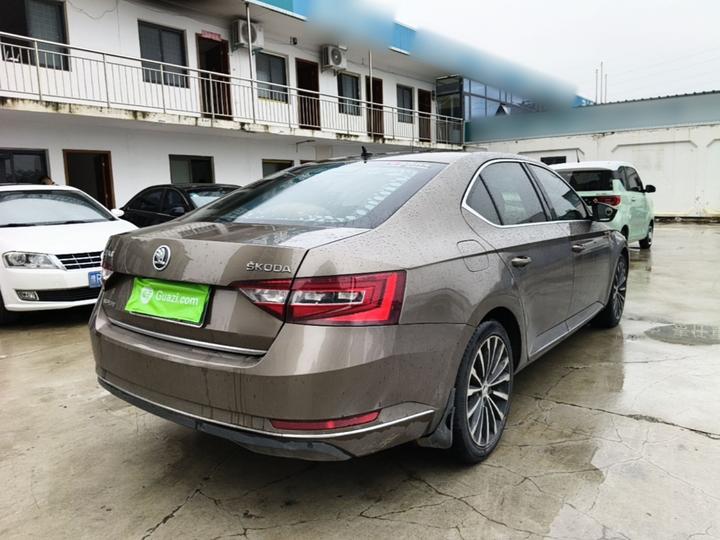 Superb 2016 TSI330 DSG photo 6