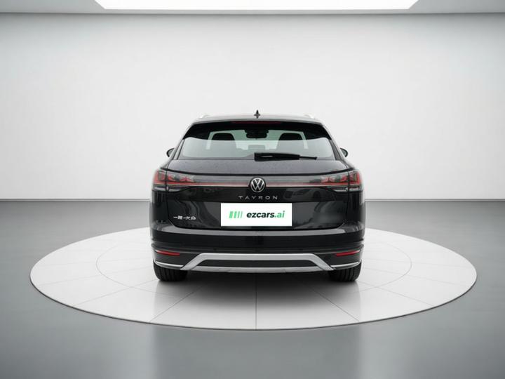 Tayron 2023 330TSI RWD Luxury Plus Advanced photo 5