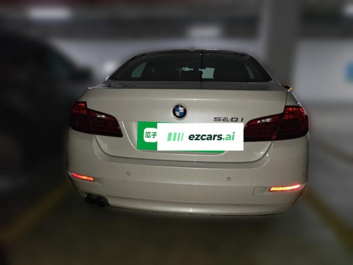 5 Series Imported 2015 520i photo 5