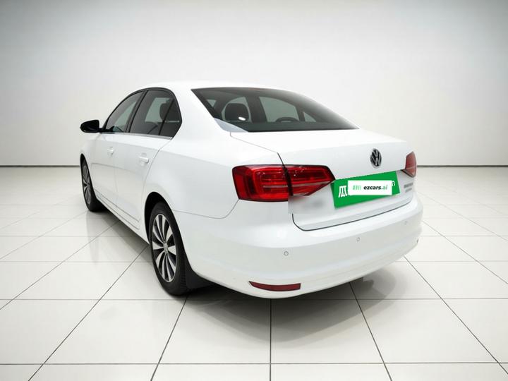 Sagitar 2018 180TSI DSG Exclusive photo 4
