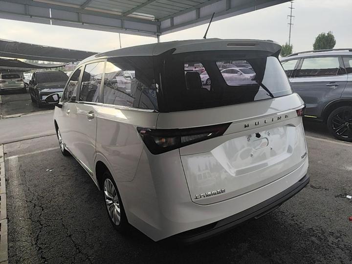 Wuling 2022 1.5L MT Elite photo 4