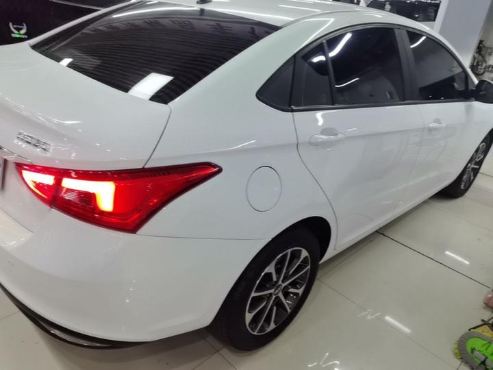Arrizo 5 2024 1.5L CVT photo 6