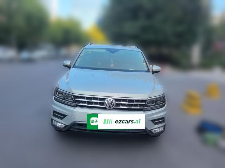 Tiguan L 2017 380TSI AT AWD Supreme Flagship photo 2