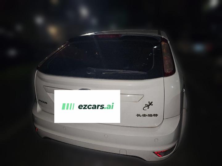 Focus 2013 Hatchback Classic 1.8L AT photo 5
