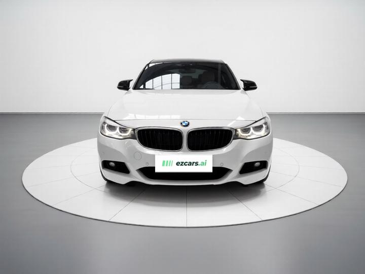 3 SeriesGT 2020 320i M Sport Package photo 2