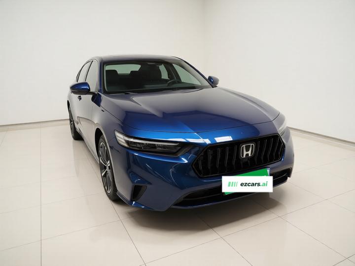 2023 260TURBO photo 3