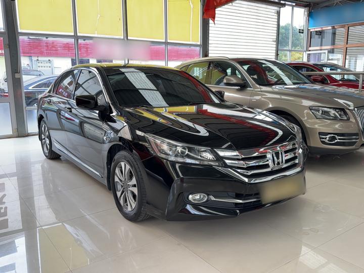 Accord 2015 2.0L EX Luxury photo 3