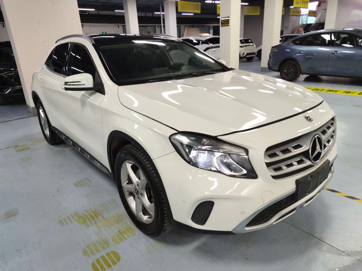 GLA 2019 GLA 200 Dynamic photo 3