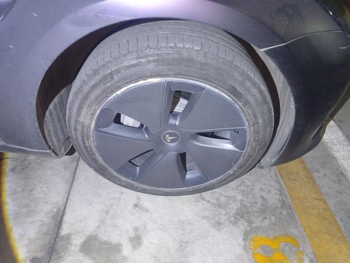 Model 3 2022 RWD photo 8