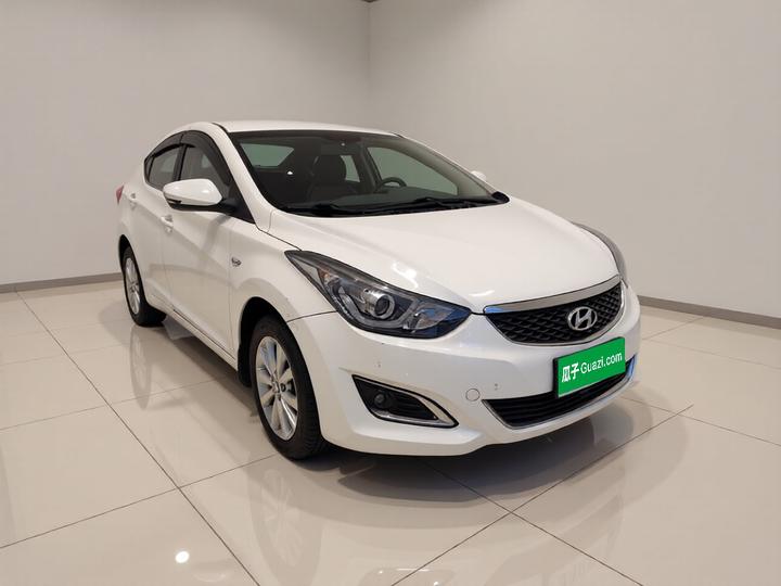 Elantra 2016 1.6L AT Smart photo 3